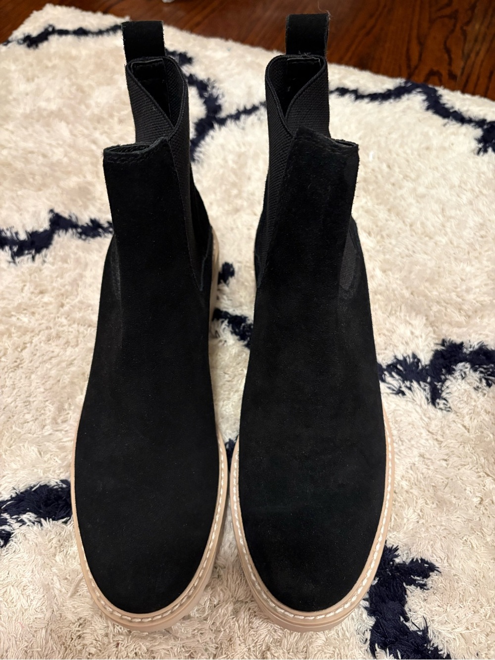 Dolce Vita Haddie Wedge Black Suede Booties Size 8.5 Worn once!